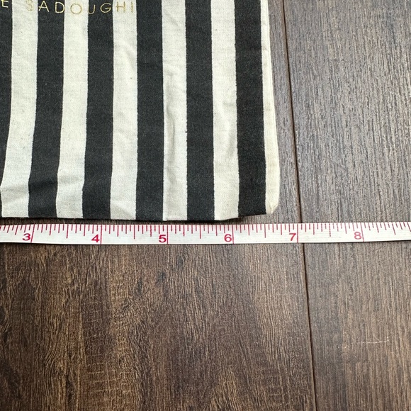 6.5x8” Lele Sadoughi Dust Bag - Picture 3 of 4